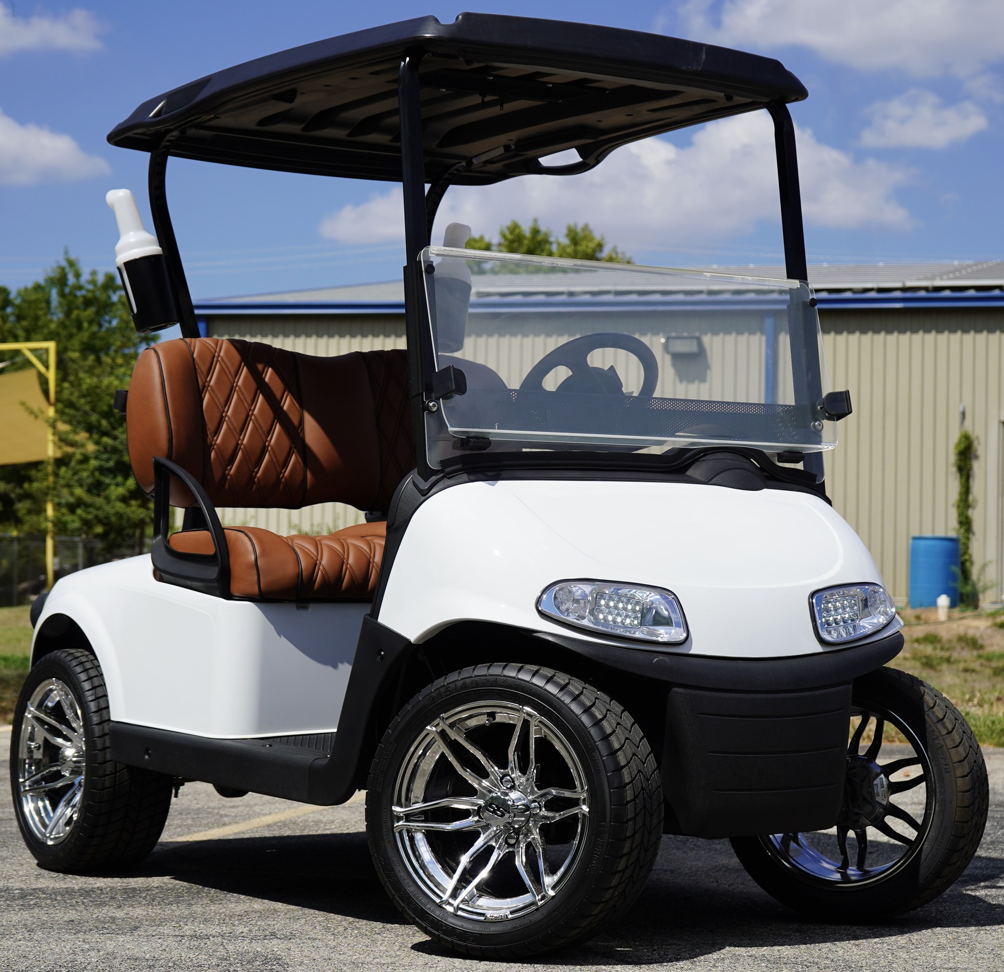 2019 EZGO RXV Lithium white 2 seate